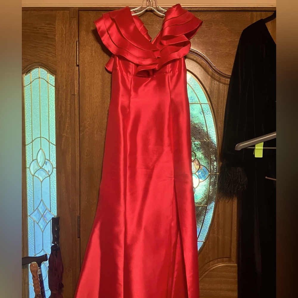Sherri Hill